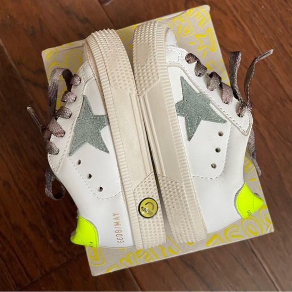 Golden Goose Sneakers size 21 toddler Worn Once - Picture 3 of 6